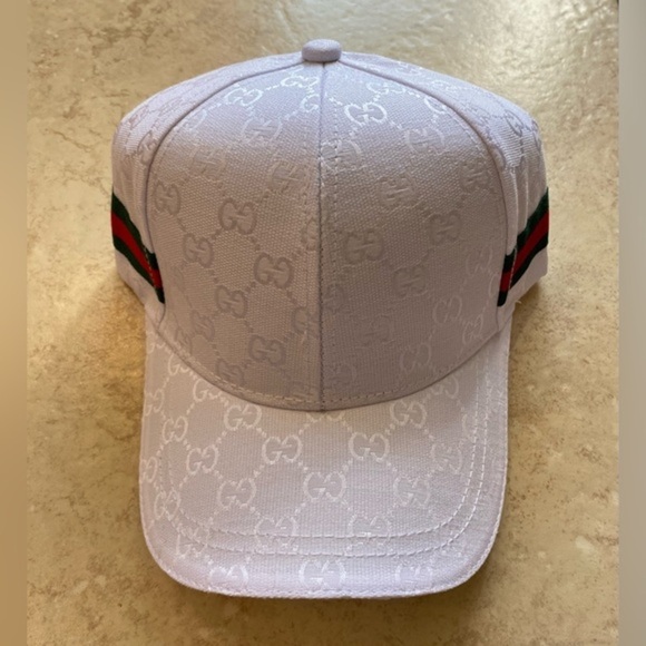 Gucci White Logo Pattern Ball Cap Hat